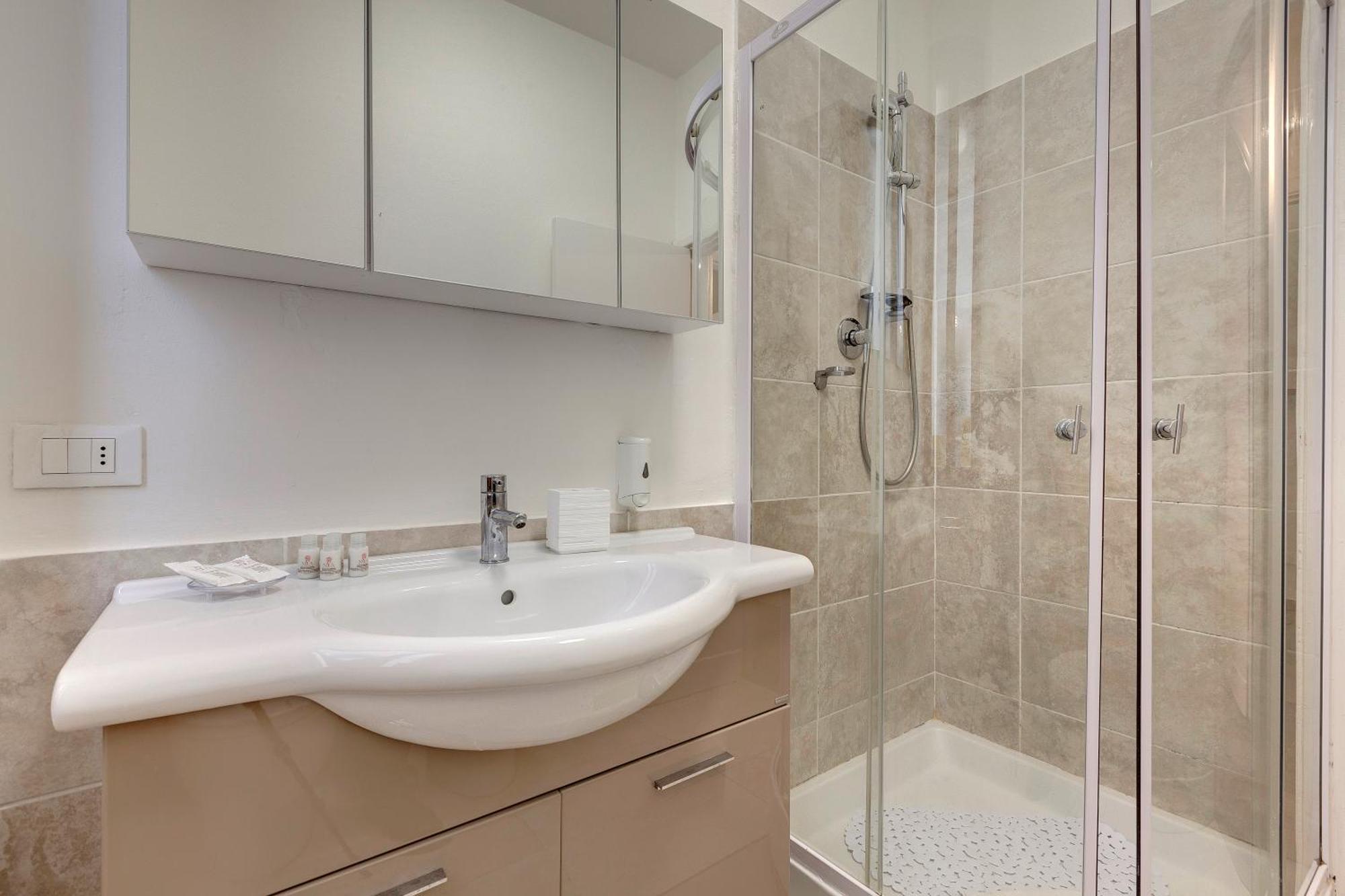 Mamo Florence - Santo Stefano Apartment ภายนอก รูปภาพ